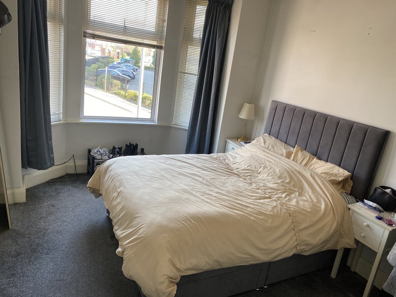'Double Bedroom available Old Trafford (Bills Inc.)' Room to Rent from