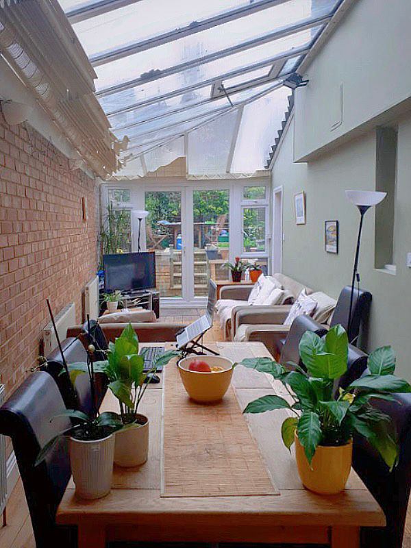 Photo 1: conservatory lounge