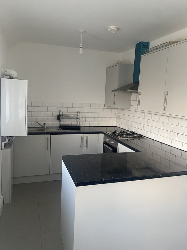 Photo 1: Kitchen