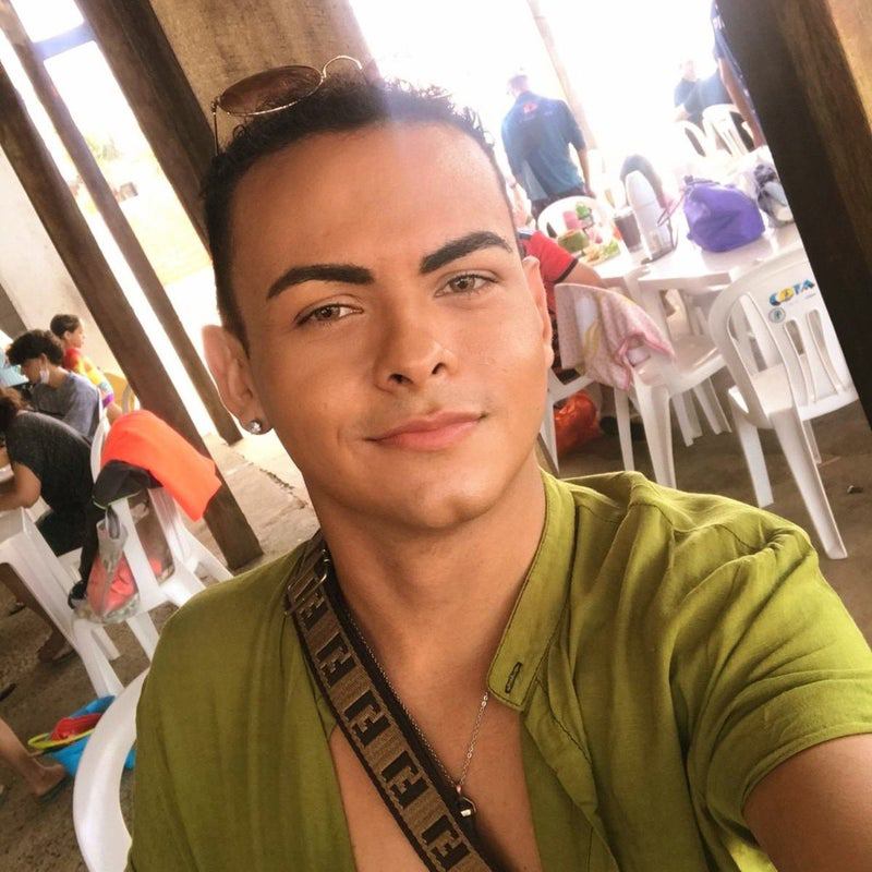 'Professional Male seeks a single or double room' Flatmate from SpareRoom