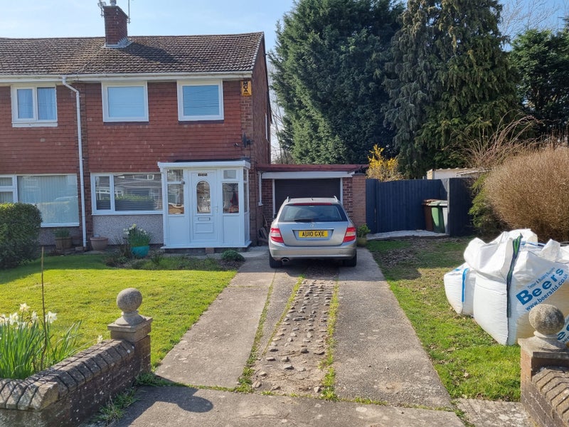 'Room To Let In 3 Bedroom Semi' Room to Rent from SpareRoom