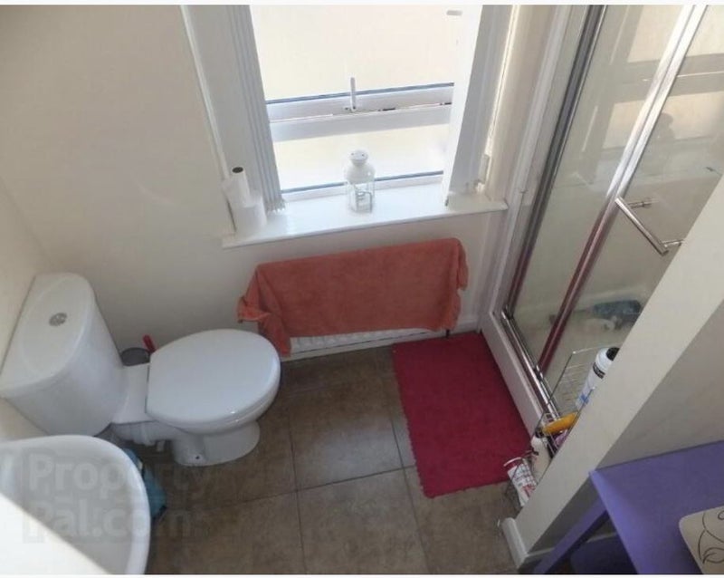 'Flat Available, 1st July, Ireton Street, £320 ' Room to Rent from