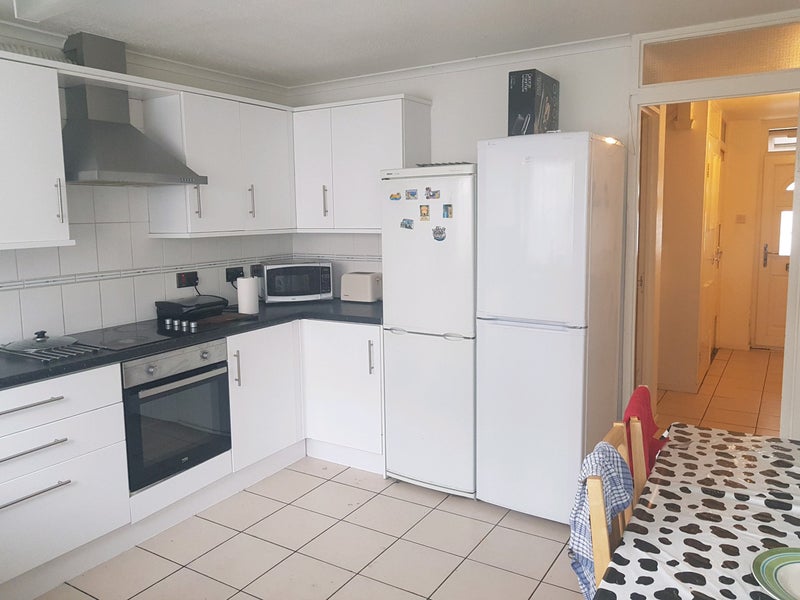 Photo 1: Kitchen