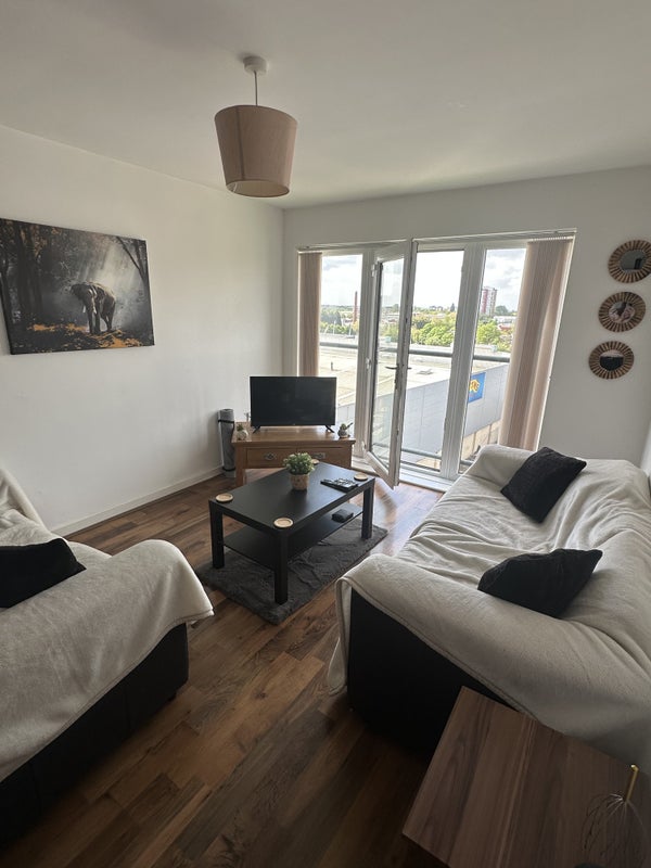 '2 Bed Flat, Salford' Room to Rent from SpareRoom