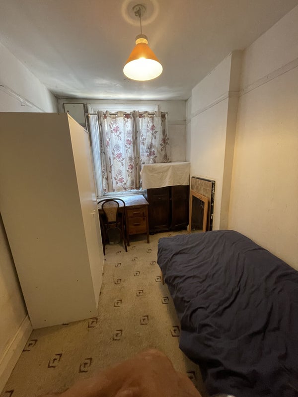 'Single Room for rent North Cheam' Room to Rent from SpareRoom