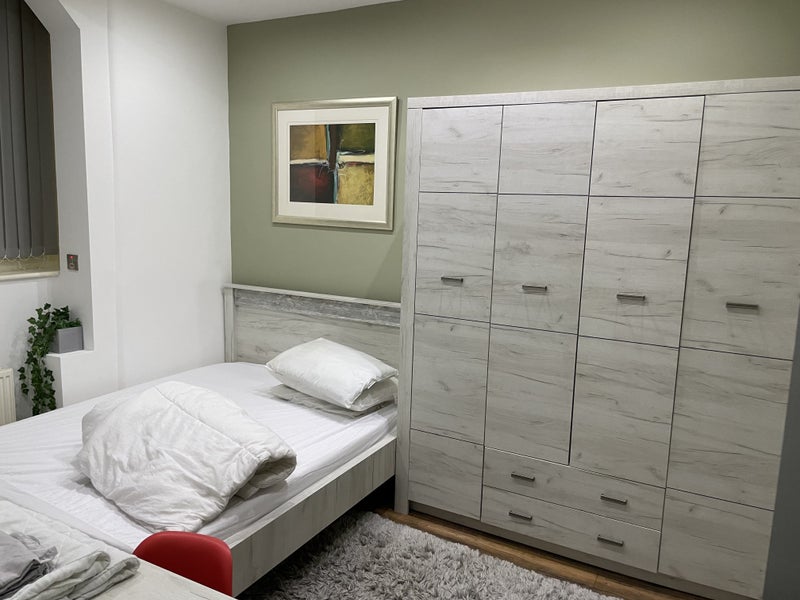 'Room To Rent Near King's Cross For Students' Room to Rent from SpareRoom