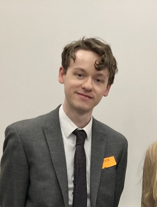 'Looking for single or double rooms to rent' Flatmate from SpareRoom