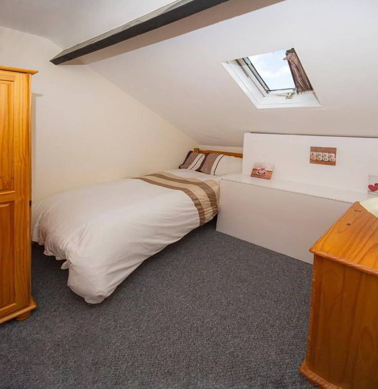 '🌟Amazing Double Room In Balfour Ave🌟' Room to Rent from SpareRoom