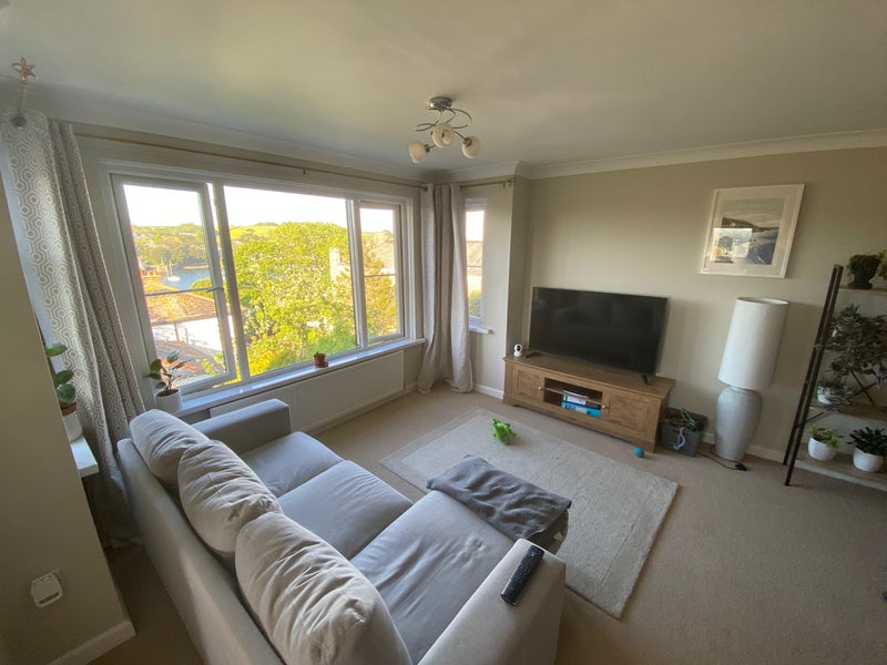 'Double room in a 2 bed flat in Falmouth/flatshare' Room to Rent from