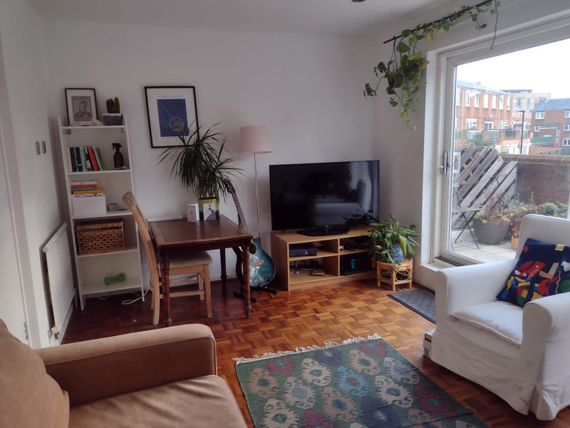 'Double room in Dalston' Room to Rent from SpareRoom