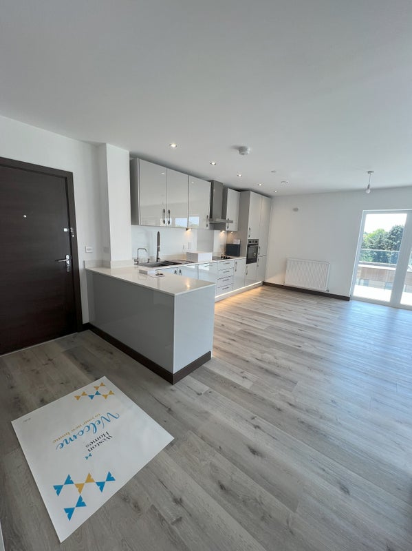 'BRAND NEW 2 Bed Flat, Godfrey House, CM20' Room to Rent from SpareRoom