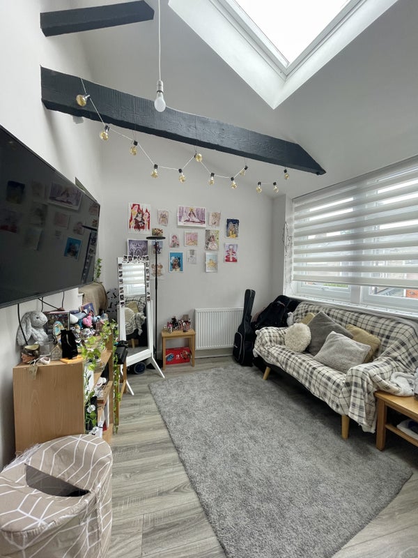 'Studio Apartment in South Gosforth close to Metro' Room to Rent from