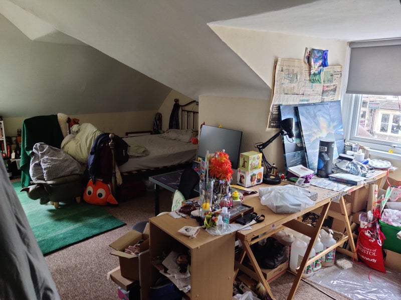 'Large room in tidy Redland' Room to Rent from SpareRoom