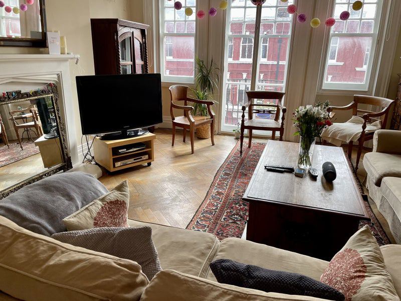 'Double room in a friendly central London flat!' Room to Rent from