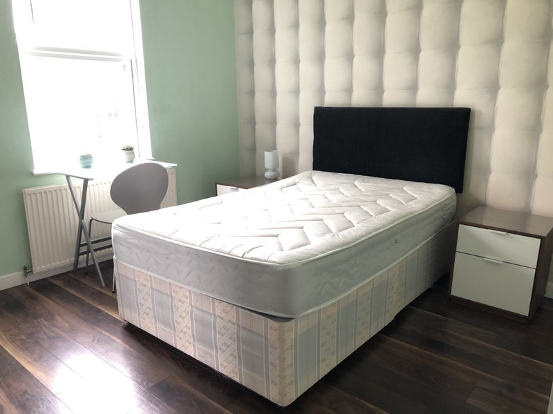 'Ensuite room to rent Whalley Range/Chorlton (MG)' Room to Rent from