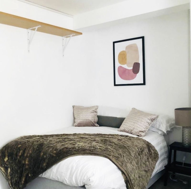 'Room is in Pearson square opposite the Hospital ' Room to Rent from