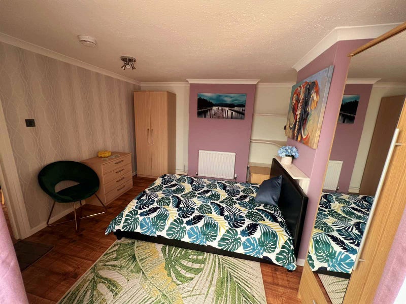 rooms-for-rent-in-taunton-centre-couple-welcome-room-to-rent-from