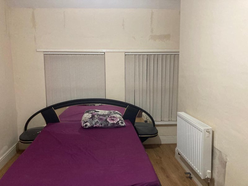 '3 bedroom house share near prenton ' Room to Rent from SpareRoom