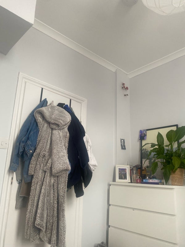 'Lovely room with own bathroom in North West London' Room to Rent from