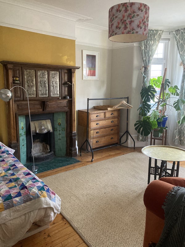 Photo 1: Large ground floor room