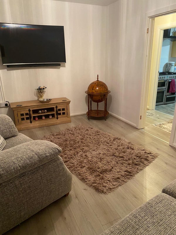 'Lovely apartment in porthcawl to rent' Room to Rent from SpareRoom