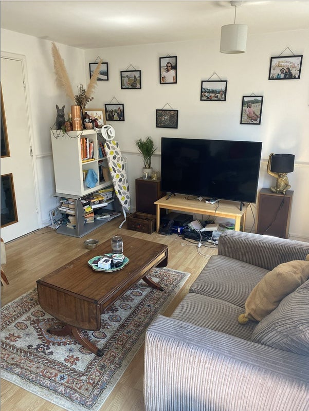 Room To Let 'Double bed room to let (with en suite)' Room to Rent from SpareRoom