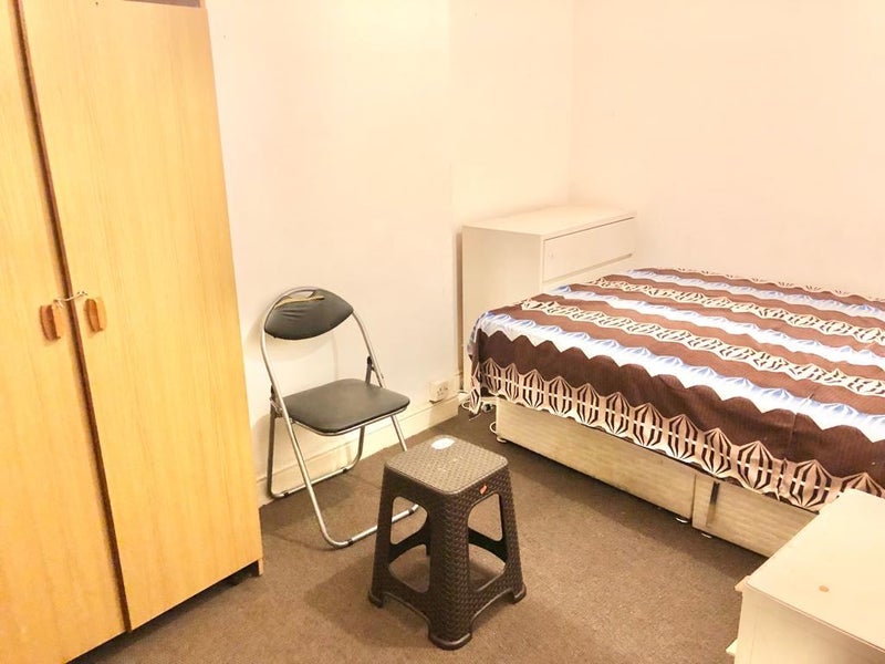 'Two double room to let' Room to Rent from SpareRoom