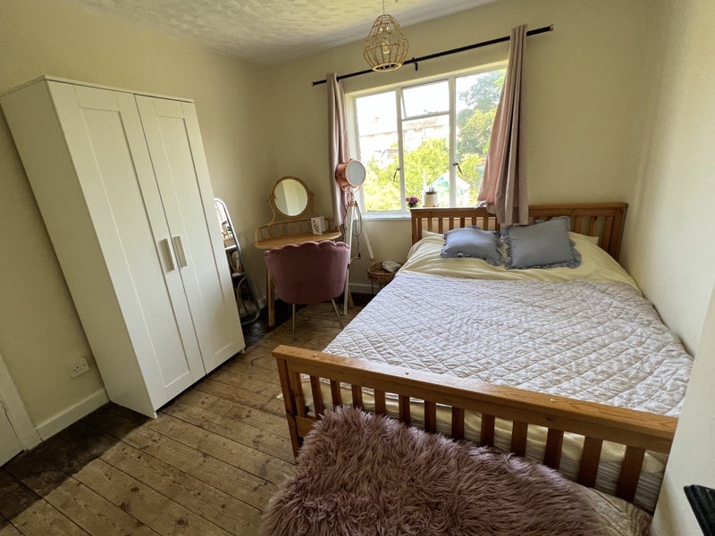 'Large bedroom available Margate ' Room to Rent from SpareRoom
