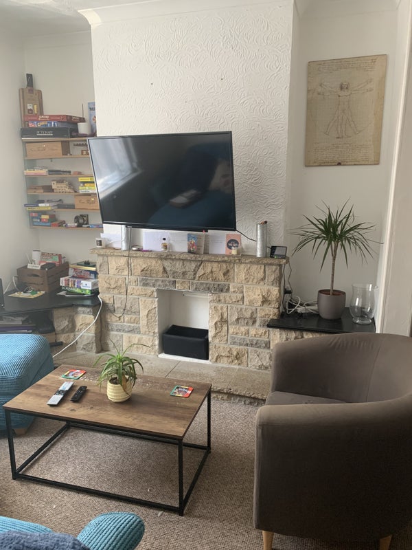 'Terraced House in St Leonards Exeter' Room to Rent from SpareRoom