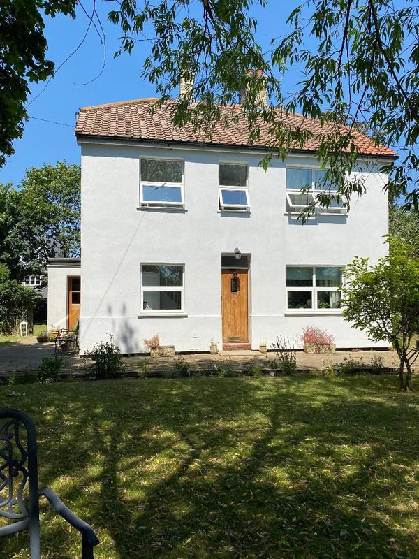 Photo 1: VIEW FROM GARDEN