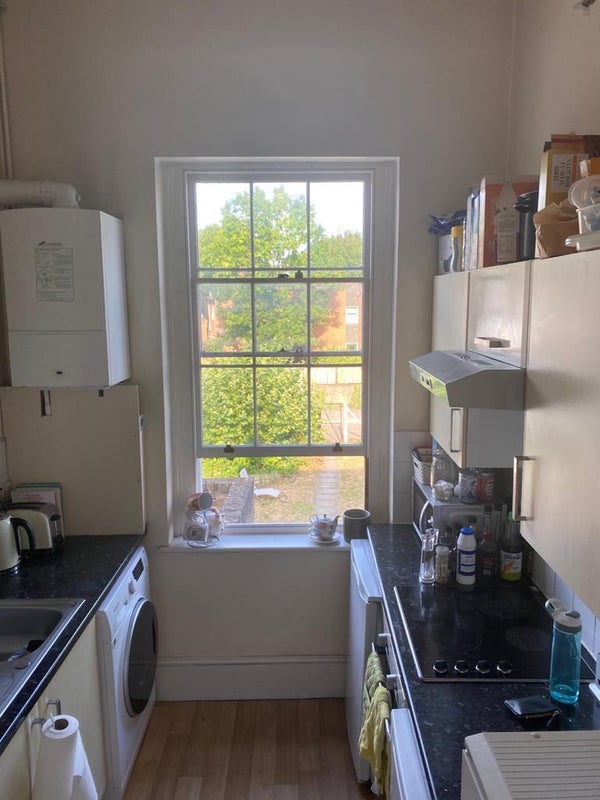'Attic room in Clapham Junction flat share' Room to Rent from SpareRoom