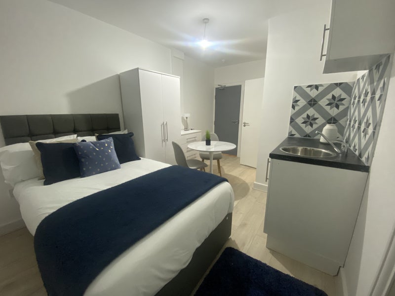 'Recently refurbished Ensuite in Catford ' Room to Rent from SpareRoom