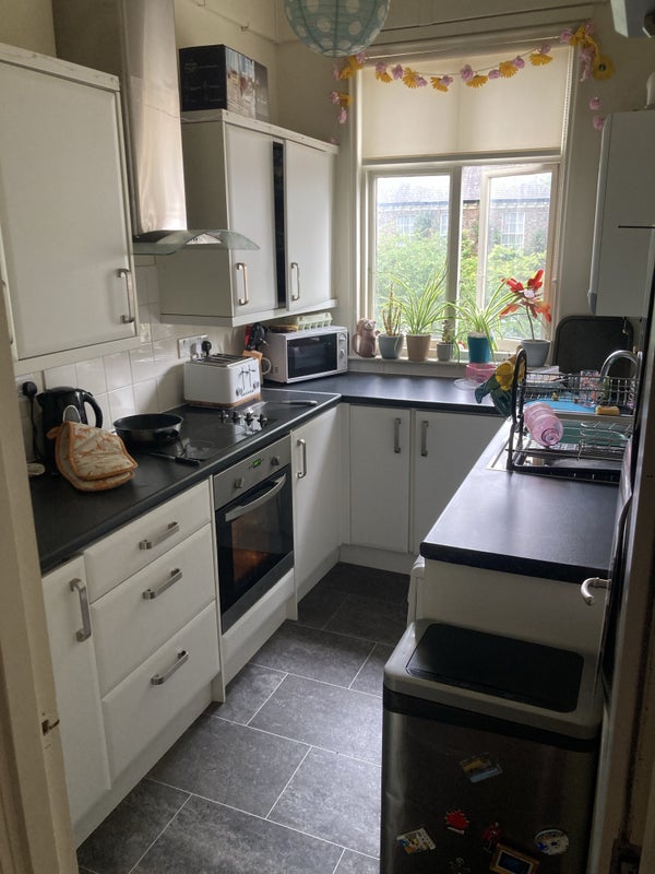 'Double room in Flat, Fulford ' Room to Rent from SpareRoom