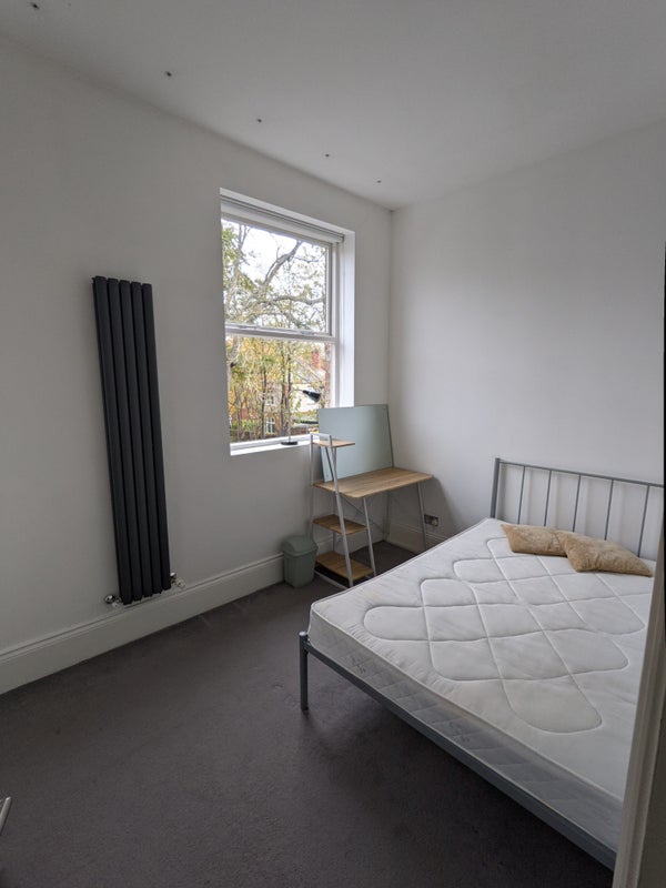 'Room available in a shared flat in Jesmond' Room to Rent from SpareRoom
