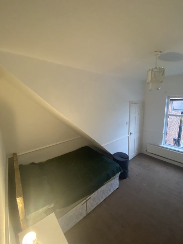 'Rooms Furnished Professional House Westhoughton' Room to Rent from