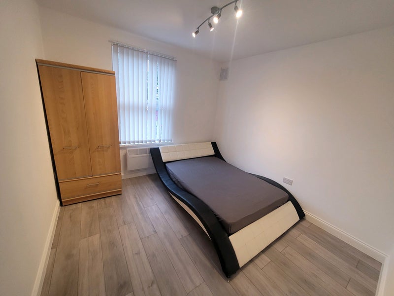 'Mitcham Fair view Green Apartments ' Room to Rent from SpareRoom