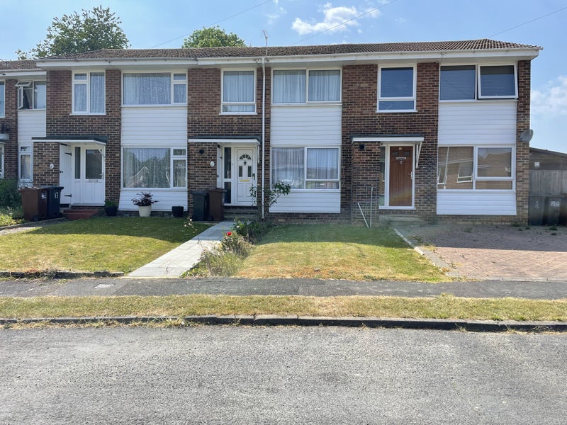 'Seeking dog lover to share my house in Uckfield' Room to Rent from