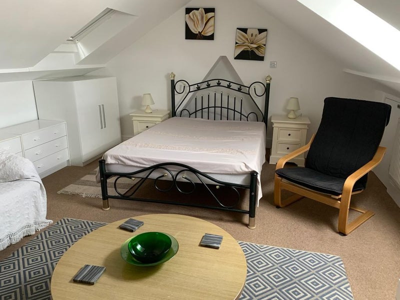 Room To Let 'Room to let in Banbury near station.' Room to Rent from SpareRoom