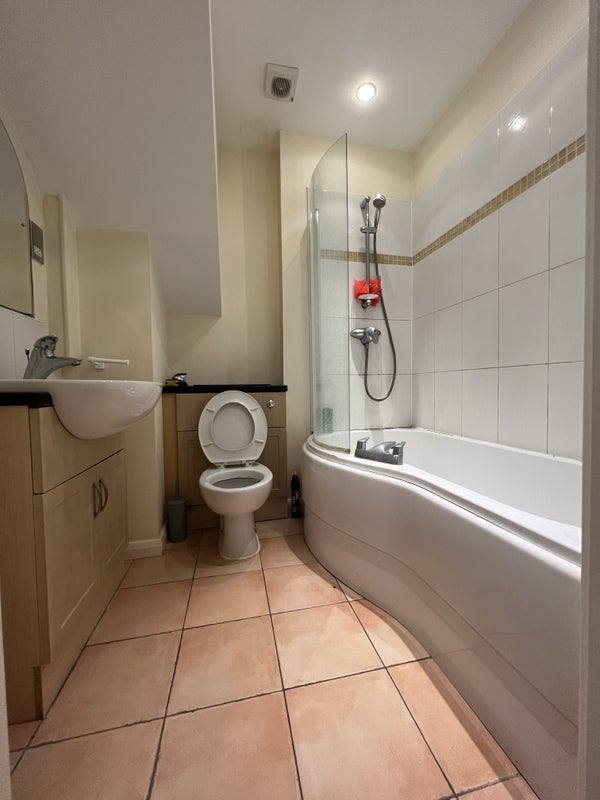 'Furnished Double Bedroom for in Swanmore SO32 ' Room to Rent from