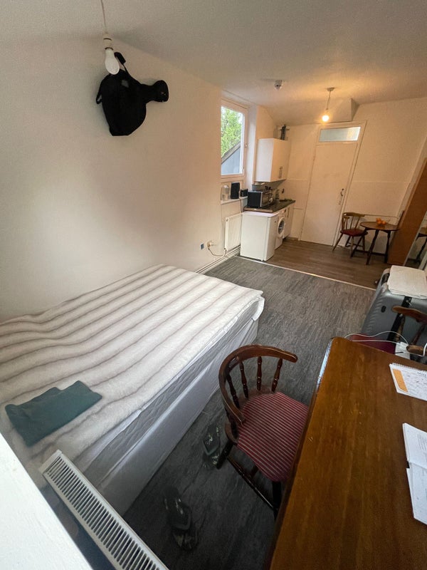 'Studio flat in Archway' Room to Rent from SpareRoom