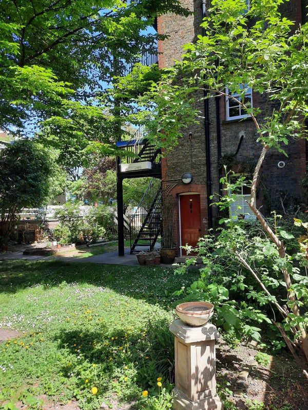 'Lovely double room summer sublet ' Room to Rent from SpareRoom