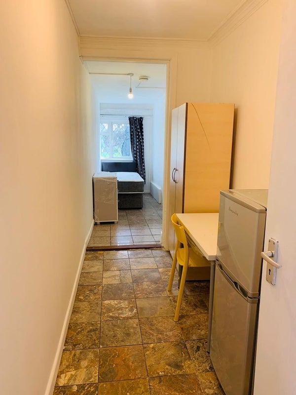 ' Single Room In Wembley' Room to Rent from SpareRoom