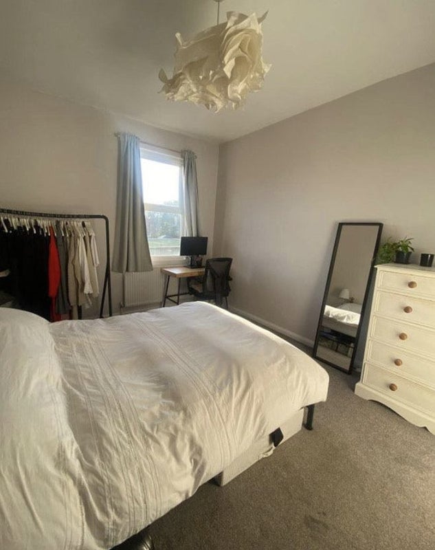 'Double Room in Highbury and Islington! ' Room to Rent from SpareRoom