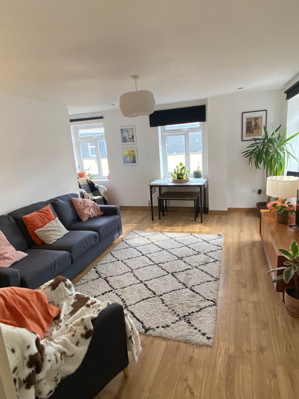 ' Double Room close to Stoke Newington Overground' Room to Rent from