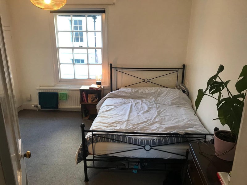 'Jericho room in beautiful 2bedroom house' Room to Rent from SpareRoom