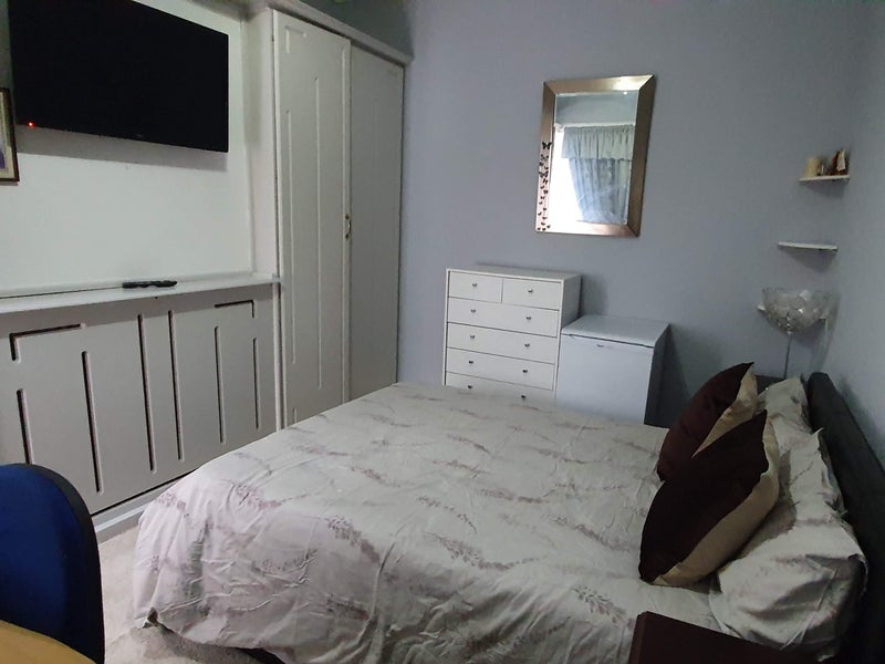 '2 Rooms to rent near Asda 1 single and 1 double ' Room to Rent from