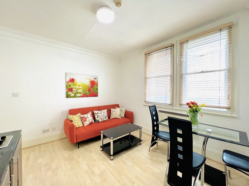 'One Bedroom Mayfair Short let ' Room to Rent from SpareRoom