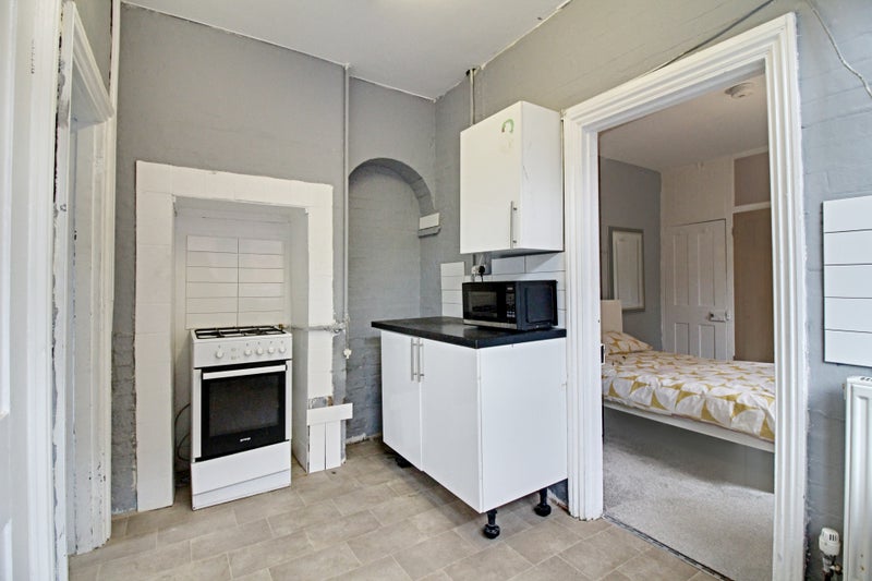 'A Spacious Studio Flat in St Albans ' Room to Rent from SpareRoom