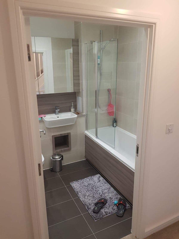 Photo 1: bathroom and toilet 