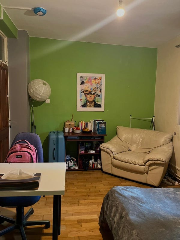 Photo 1
